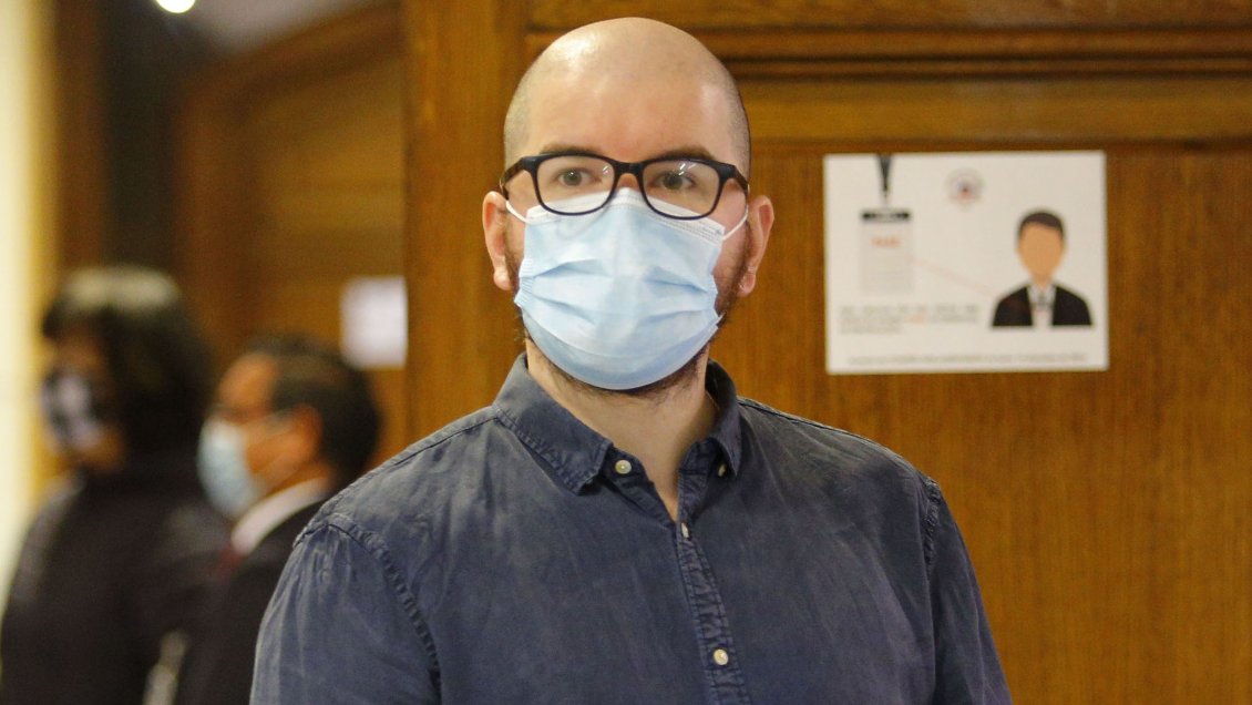 Revolución Democrática se baja de mesa negociadora por plan de emergencia