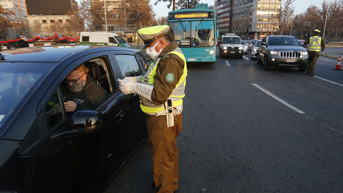Ministro Paris: La cuarentena en el Gran Santiago se mantendrá 