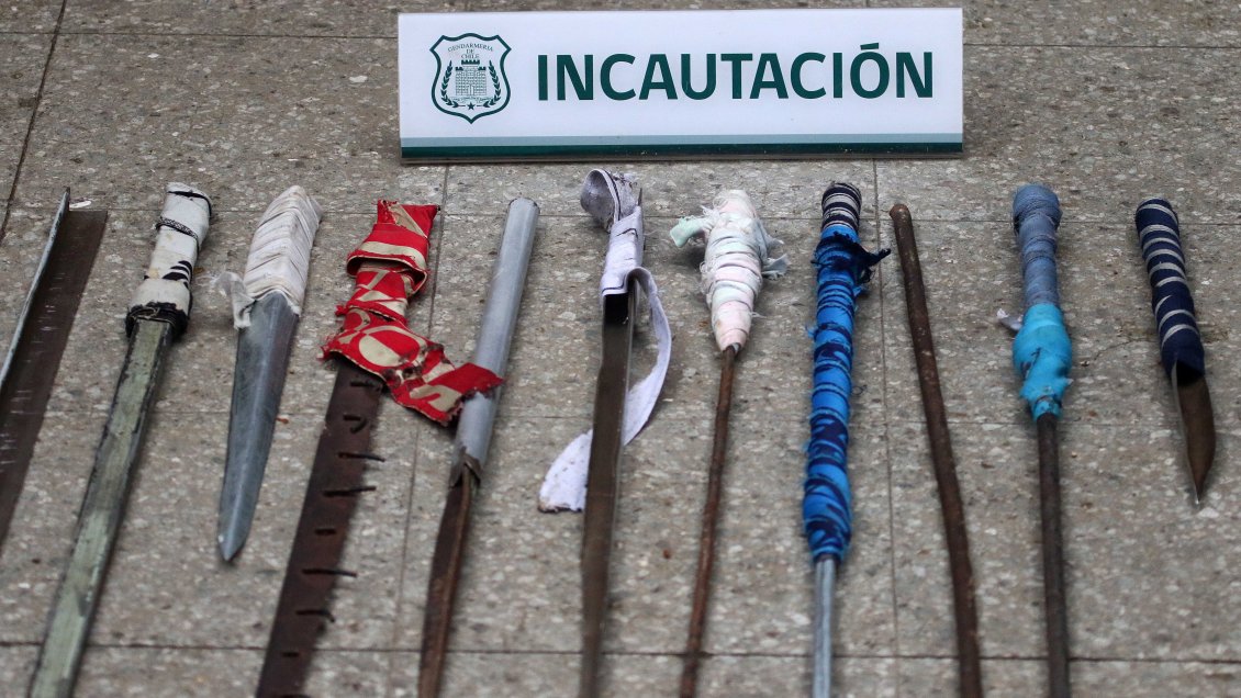 Gendarmería incautó más de 200 estoques en cárcel de Puerto Montt