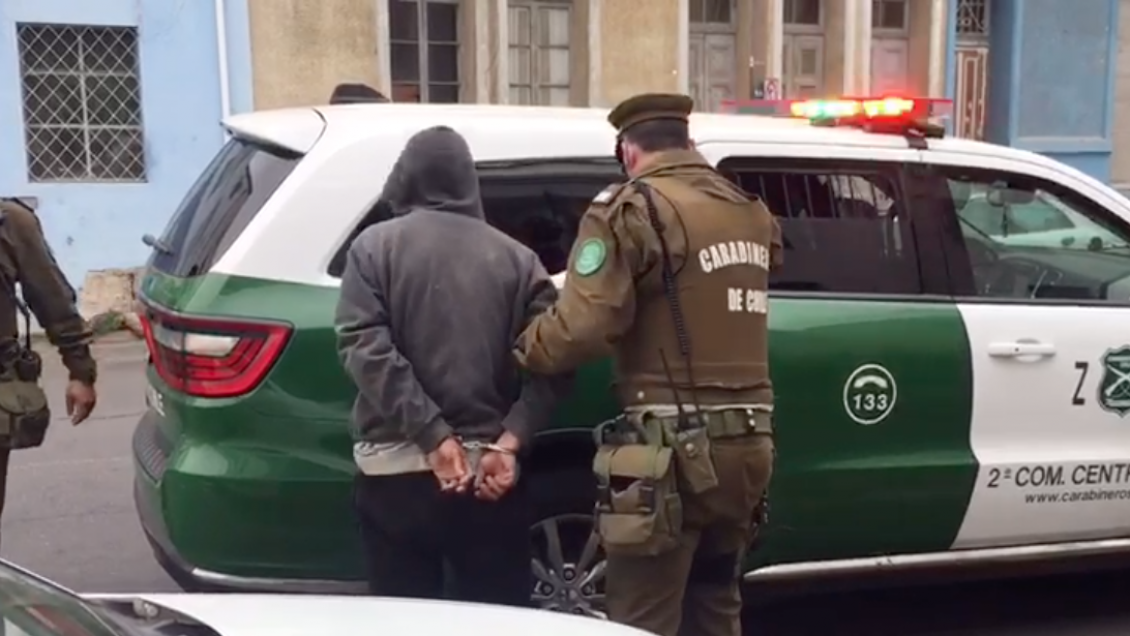 Carabineros detuvo por cuarta vez a infractor de toque de queda y cuarentena en Valparaíso