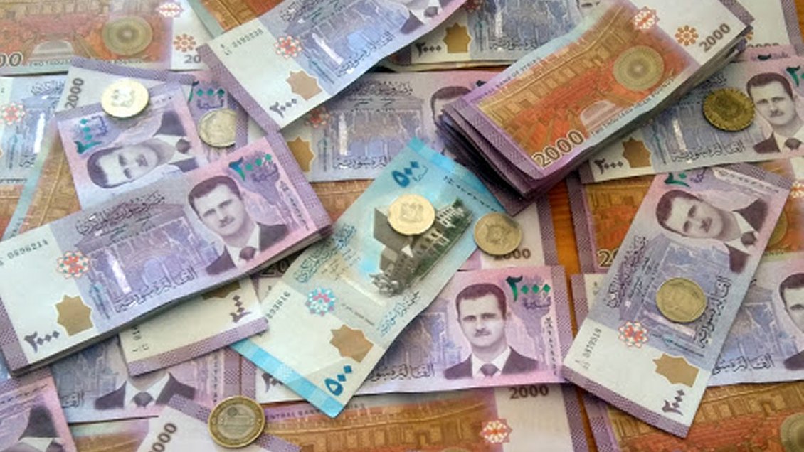 Siria devalúa 80 por ciento su moneda en medio de grave crisis económica