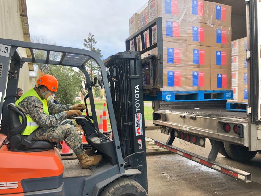 Gobierno entregó más de 10 mil cajas de alimentos en Chillán y comienza despliegue en Chillán Viejo