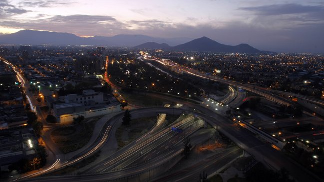 MOP anunció rebaja de tarifas en dos autopistas urbanas de Santiago desde el 1 de julio