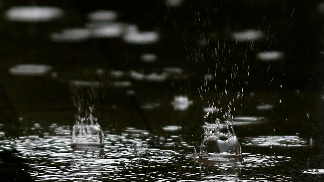 Fuertes lluvias en la Región del Biobío produjeron anegamiento en las calles