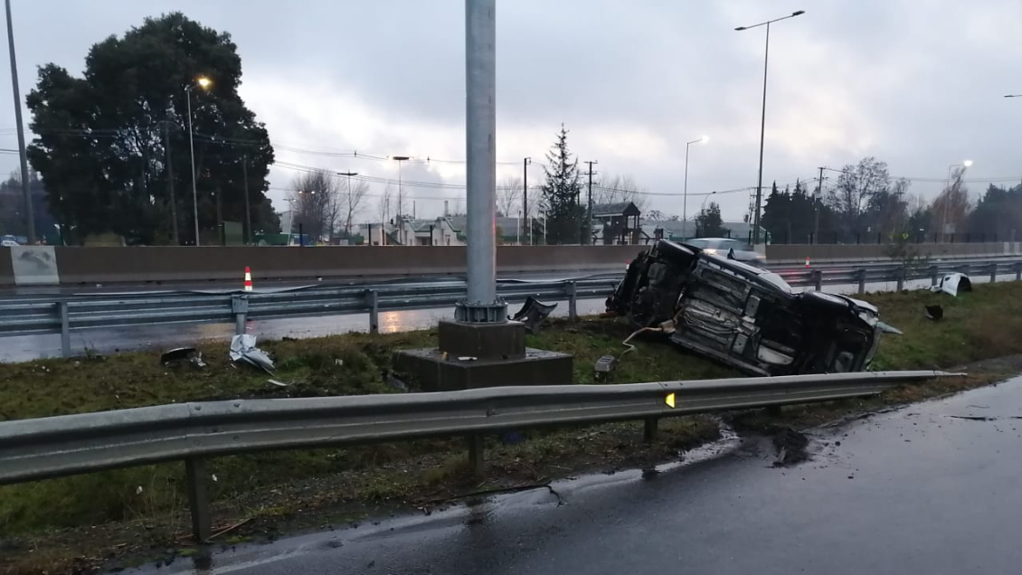 Accidentes de tránsito producto de las lluvias en el Biobío dejan cuatro fallecidos