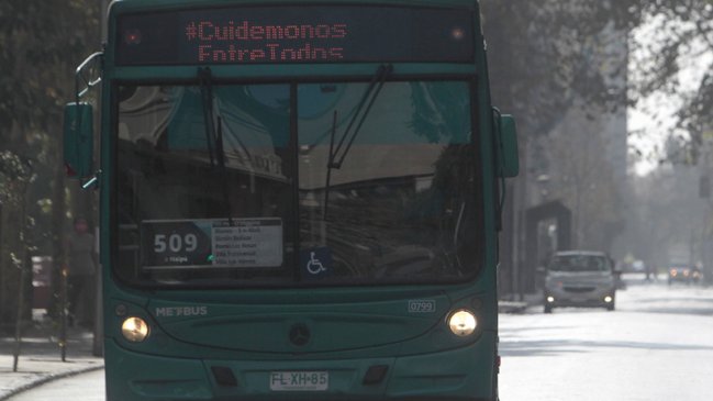 Secuestro de bus del Transantiago en Maipú terminó con un amago de incendio en Villa Francia