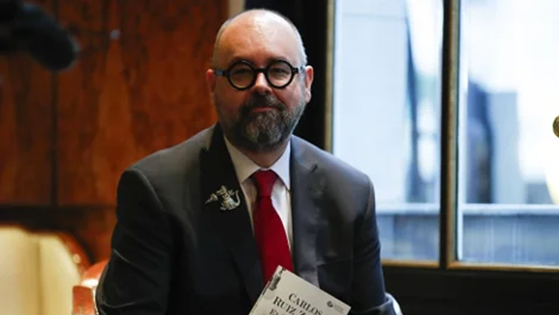 A los 55 años murió el escritor español Carlos Ruiz Zafón