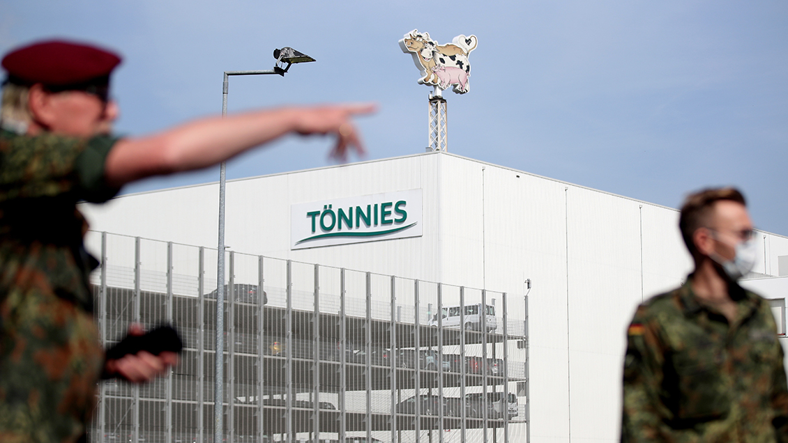 Abren investigación especial por brote de Covid-19 en matadero alemán