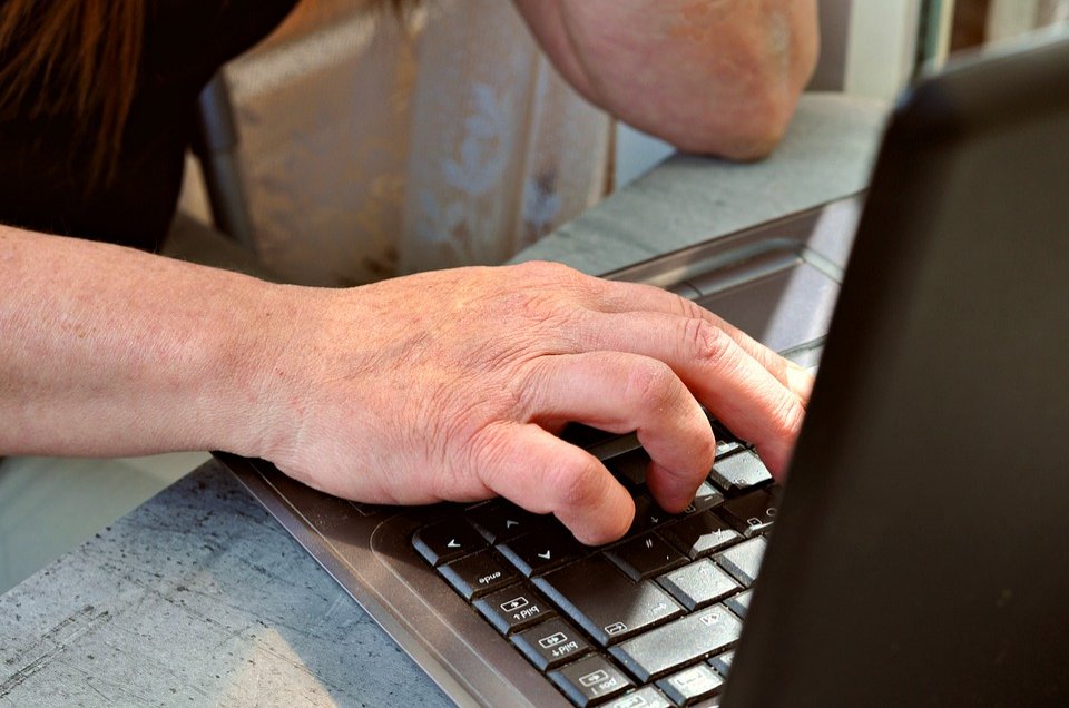 Tribunal de Chillán anuló juicio oral por Zoom: Defensa acusó infracción a las garantías