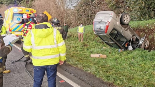 Violenta colisión provocó la muerte a una mujer y su hija en Lago Ranco