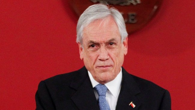 Piñera anunció proyecto para que madres que finalizan su postnatal se acojan a Ley de Protección del Empleo