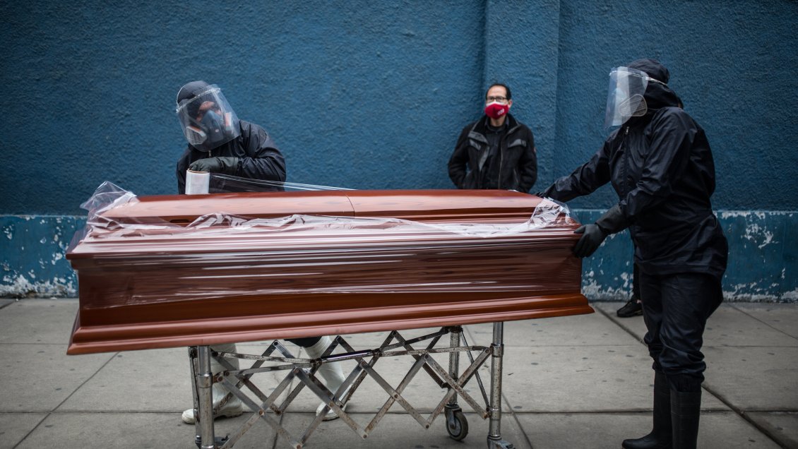 Acusan subregistro de fallecidos por Covid en Perú: Cifra podría triplicar balance oficial
