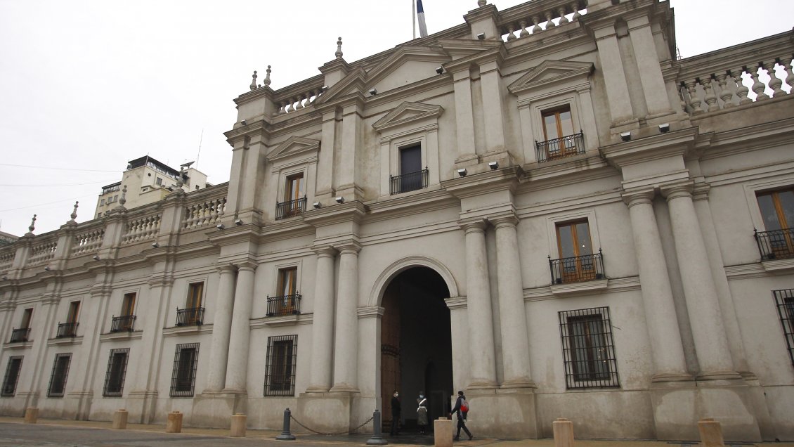 Aviso de bomba provocó operativo de seguridad en La Moneda