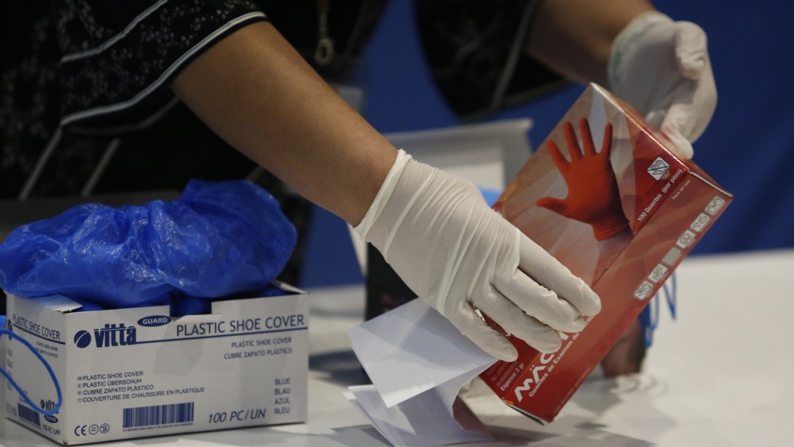 Embajada de Israel donó 1,5 toneladas de elementos de protección contra el Covid-19 a Chile