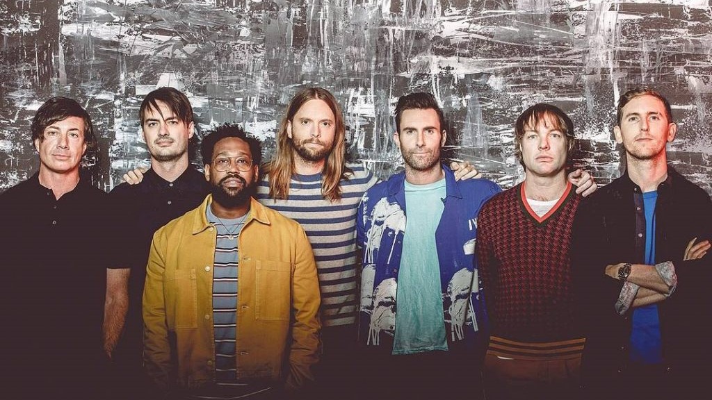 Arrestan a miembro de Maroon 5 por violencia doméstica