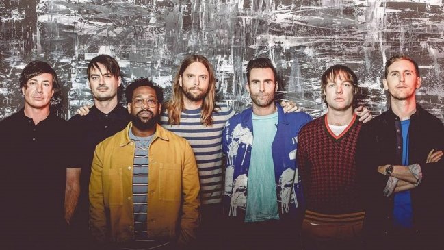 Arrestan a miembro de Maroon 5 por violencia doméstica