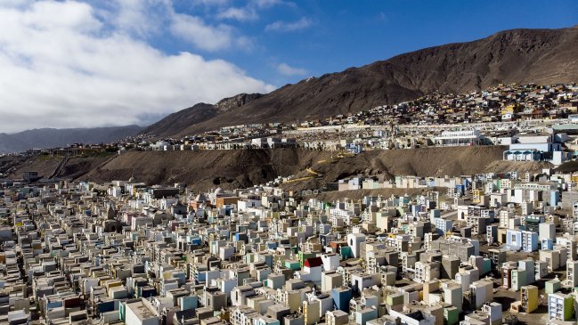 Fiscalía acusa millonaria malversación en Cementario Municipal de Antofagasta