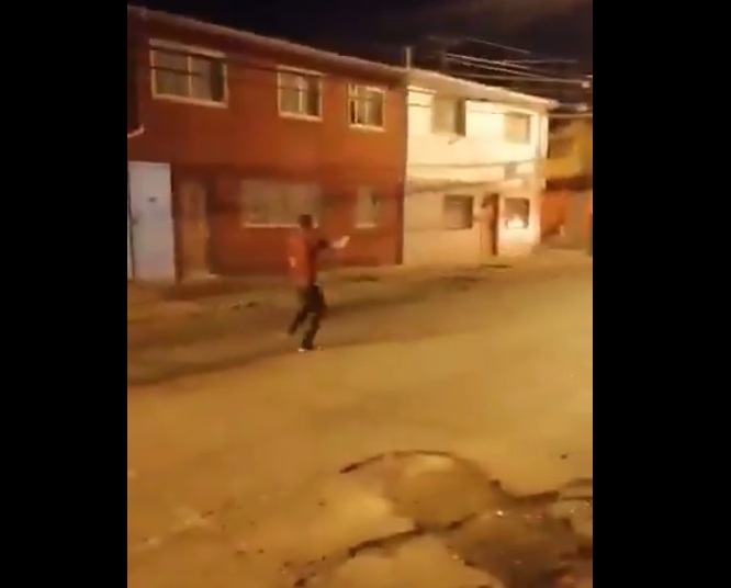 Barricadas y disparos marcaron la noche de este jueves en varios sectores de Valparaíso