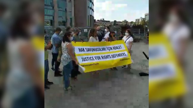 Condenan por terrorismo a líderes de Amnistía Internacional en Turquía