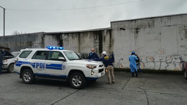 Mujer rompió cuarentena por ir al supermercado, la detuvieron y se volvió a escapar