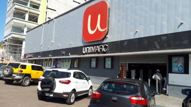 Sindicato de trabajadores de Unimarc inició huelga en Iquique, Alto Hospicio y Arica