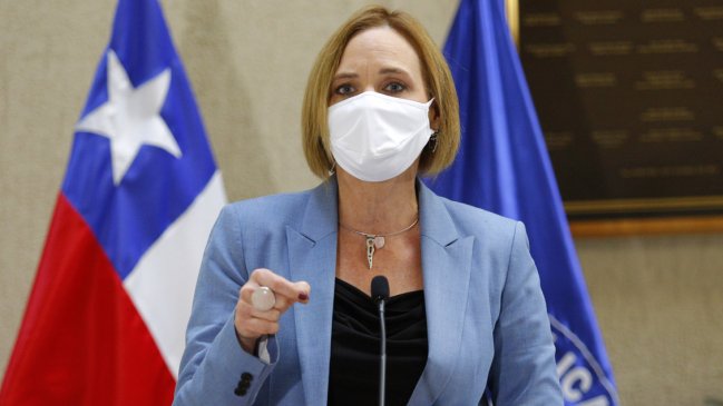 Senadora Goic y plan de ayuda para la clase media: La solución no puede ser más endeudamiento