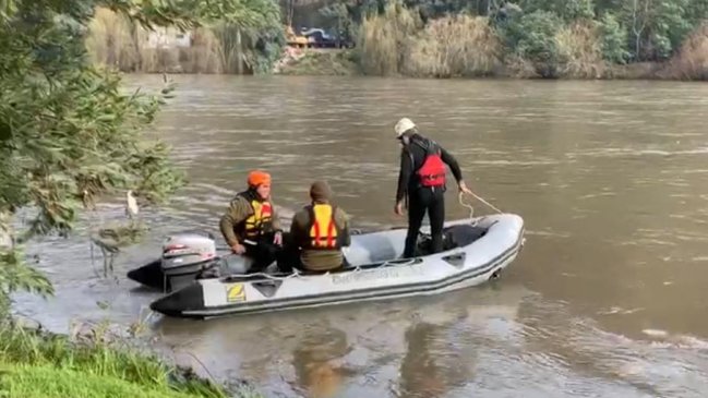 Sujeto desaparecido en Río Claro se lanzó al agua para huir después de un robo