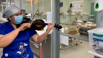   La música que entrega esperanza a pacientes del Hospital El Pino 