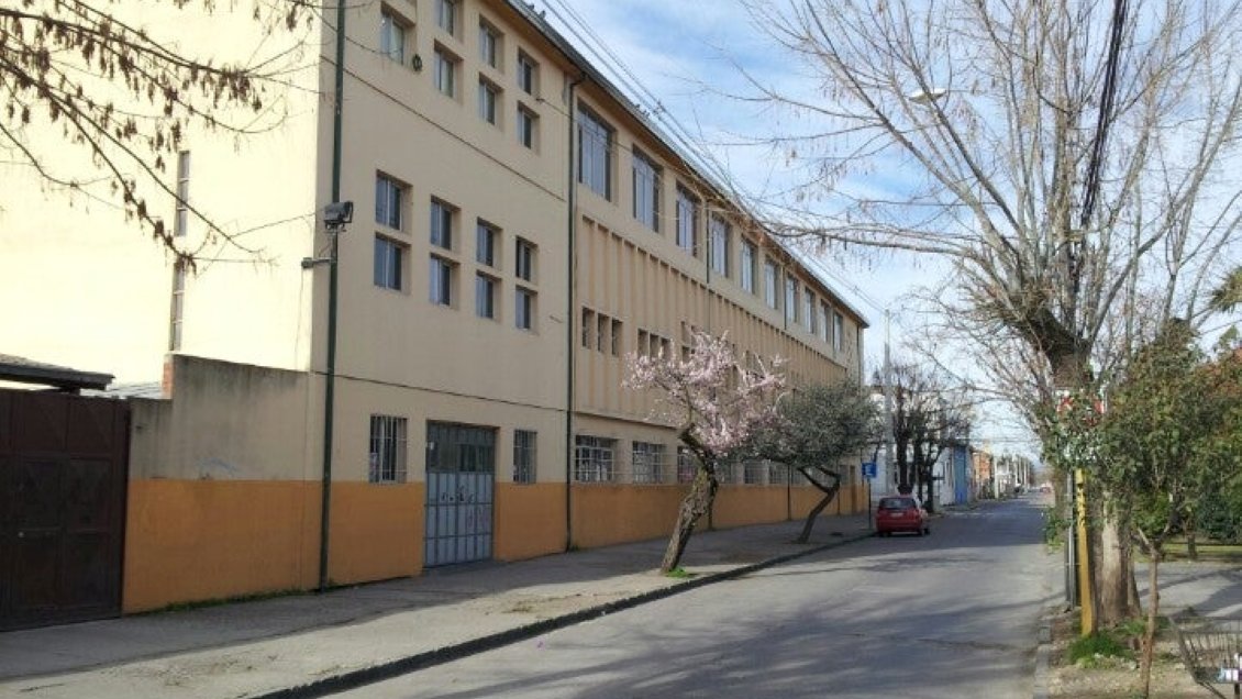 Huelga de profesores obligó suspensión de clases virtuales en colegio de La Salle en Talca