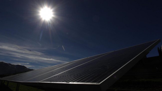 Empresa Solarcentury lidera adjudicaciones en licitación de energía renovable en Chile