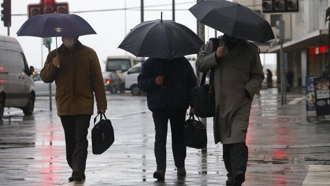 Gobierno anunció relajamiento de medidas sanitarias en dos regiones