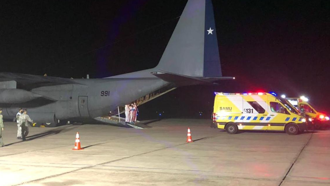 Crisis sanitaria: Concretan traslado aéreo de cuatro pacientes graves desde Antofagasta a Osorno