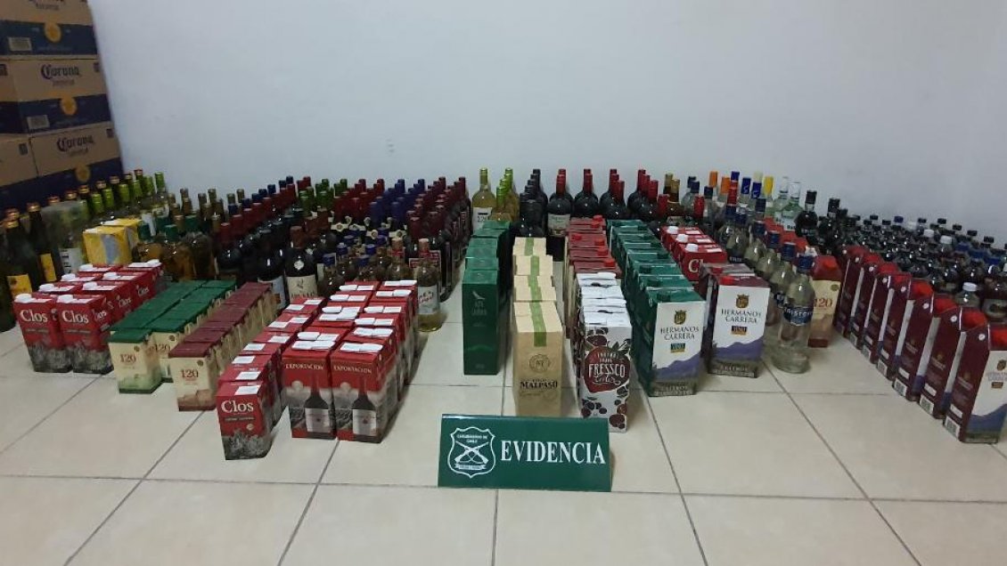 Detectan clandestino de alcoholes a pasos del Santuario de La Tirana