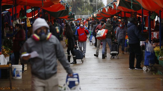 Ministro Paris: Los rebrotes han ocurrido en todo el mundo y obviamente van a ocurrir acá