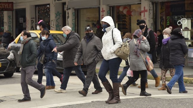 Los Ríos y Aysén suman 25 casos nuevos a cinco días del desconfinamiento