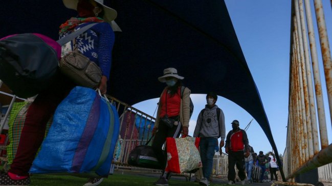 Megaoperativo humanitario repatriará a más de mil peruanos en Chile