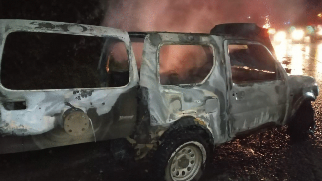 Dos vehículos fueron quemados en Victoria: tenían encargo por robo