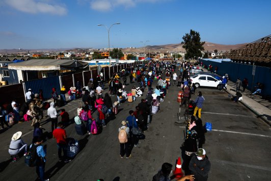 Caos en la frontera norte: Interrupción de la repatriación dejó 200 peruanos varados