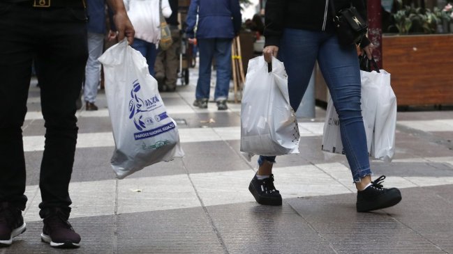 Chile se convertirá en el primer país de Latinoamérica en prohibir el uso de bolsas plásticas