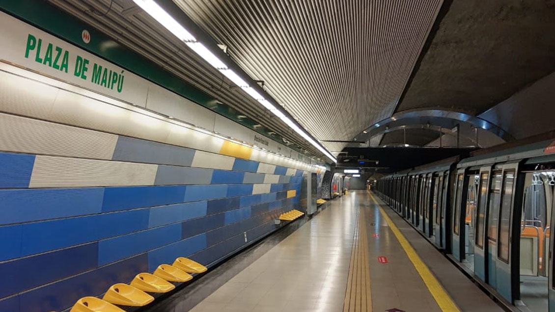 Metro reabrió otras cuatro estaciones y volvió a Maipú