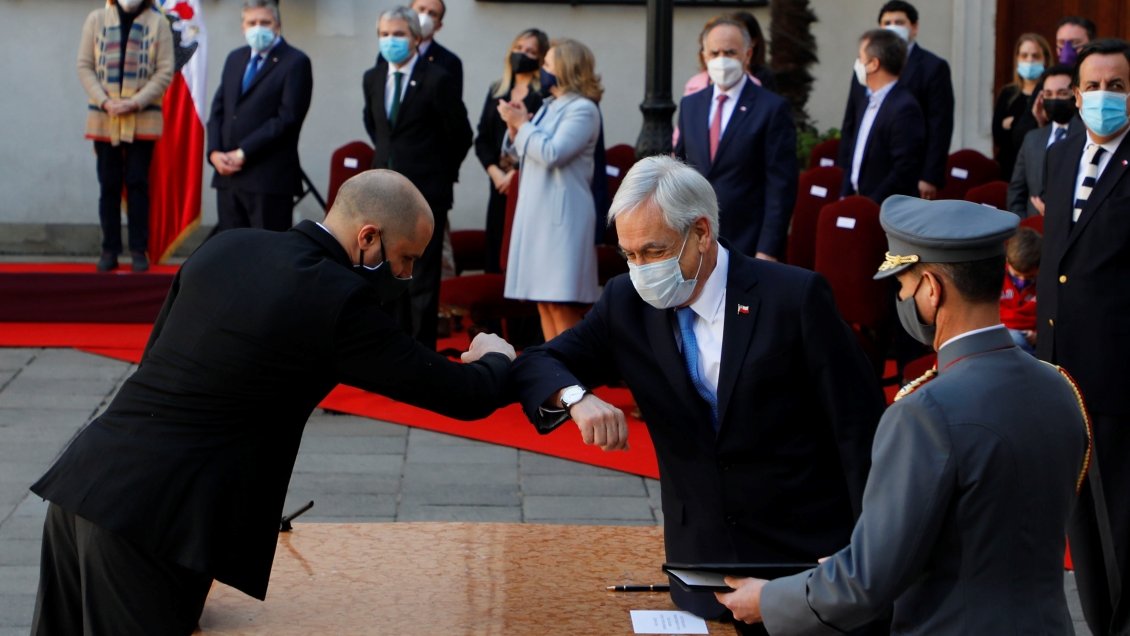Vocero Bellolio niega que Piñera haya instalado un 
