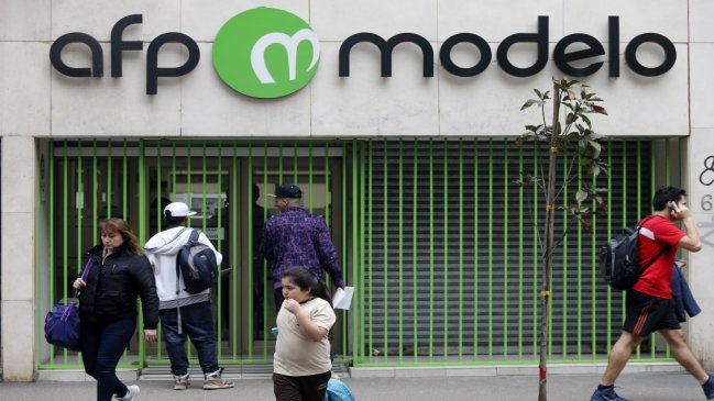 Comenzó retiro de 10%: Usuarios reportan problemas en sitio web de AFP Modelo