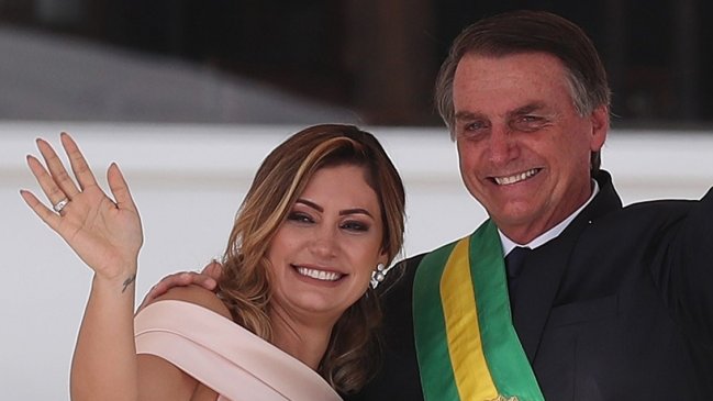 A cinco días de la recuperación de Bolsonaro, su esposa dio positivo a Covid-19