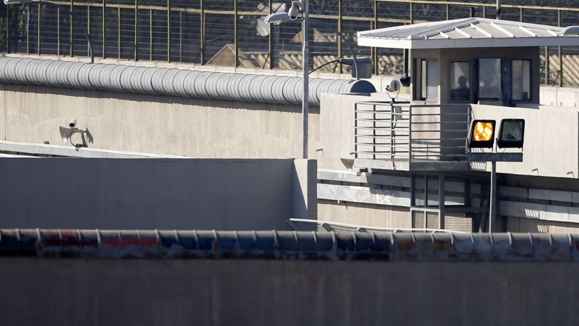 Presidente indultó a dos violadores de derechos humanos presos en Punta Peuco