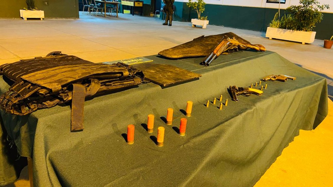 Detienen a hombre con armas, municiones y chaleco antibalas en paralelo a la Cuenta Pública