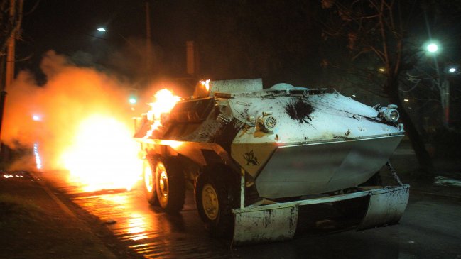 Jornada de protestas en Santiago registró más de 1.000 detenidos