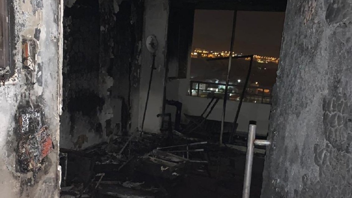 En Antofagasta incendio destruyó departamento en piso 22