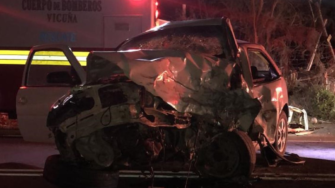 Dos fallecidos dejó choque en Vicuña: Indagan participación de uno de los autos en carrera clandestina