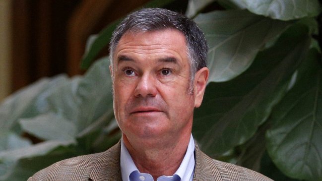 Fiscalía formalizará al senador Ossandón por tráfico de influencias