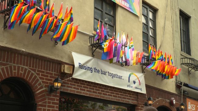 Chileno gana el Premio GLAAD por especial de CNN en español